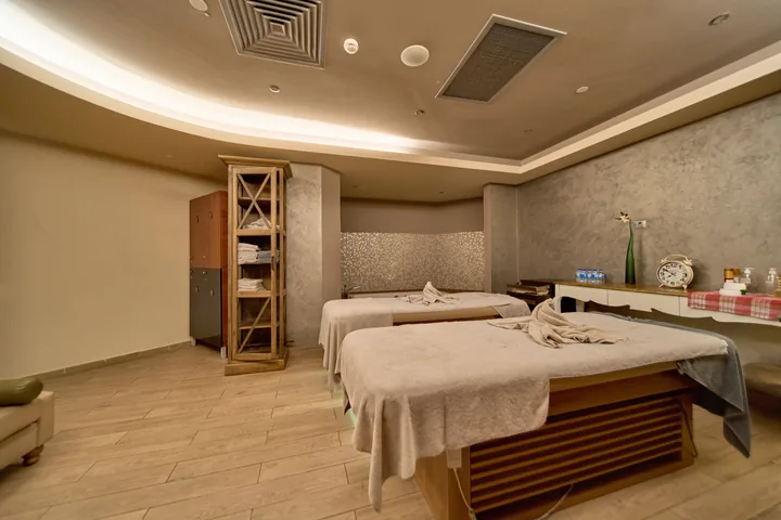 Spa & Wellness Retreat